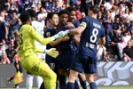 先赛7分领跑！巴黎2-2洛里昂 姆巴耶闪击杜埃助攻小埃梅里破门